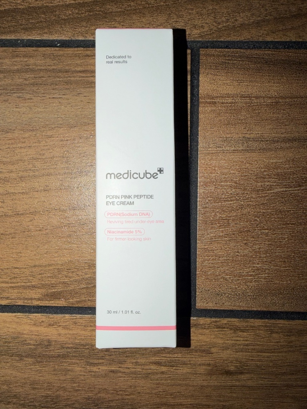 Medicube eye serum
